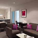 Meriton Serviced Apartments Aqua Street
