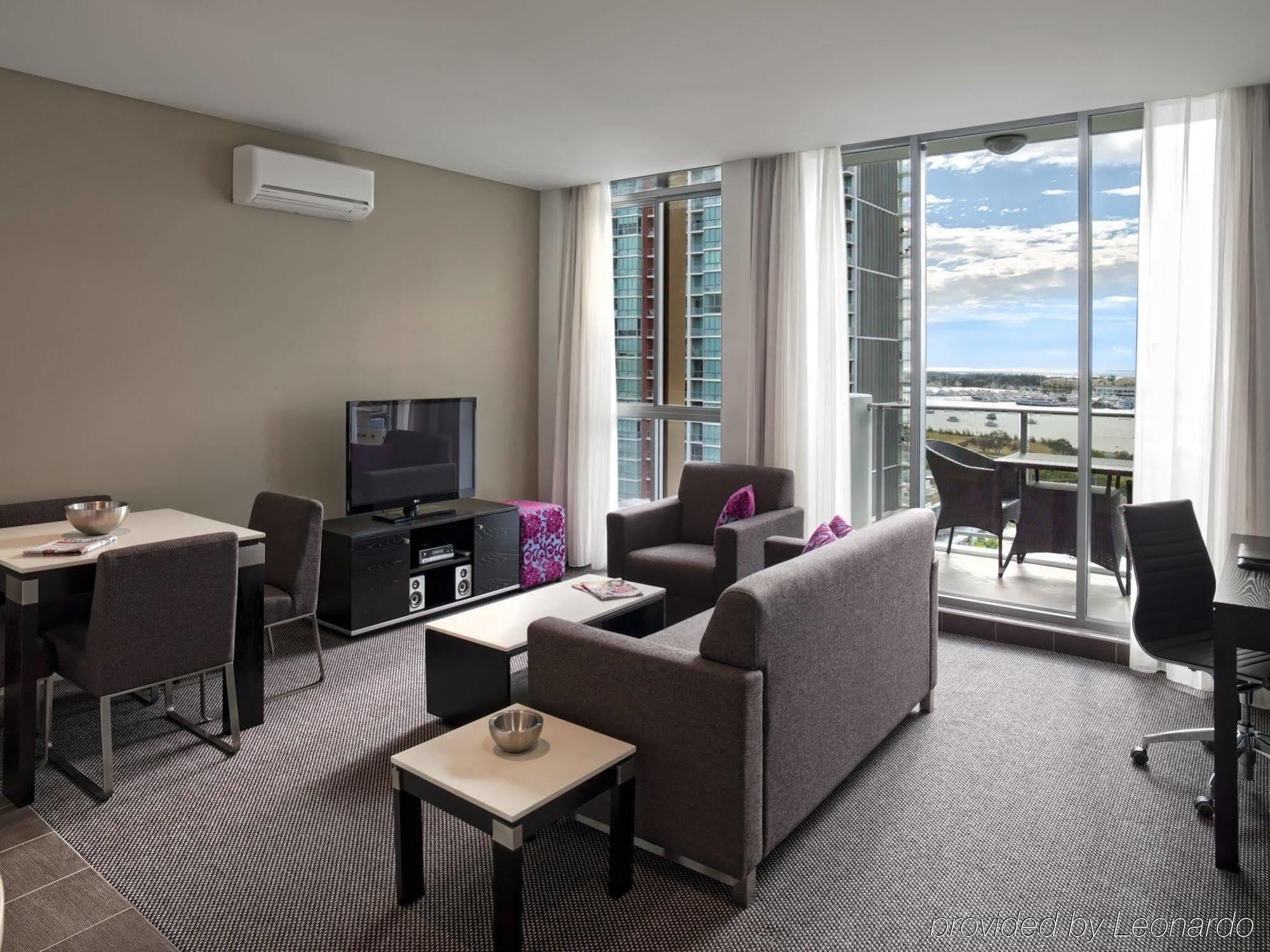 Aparthotel Meriton Serviced Aqua Street