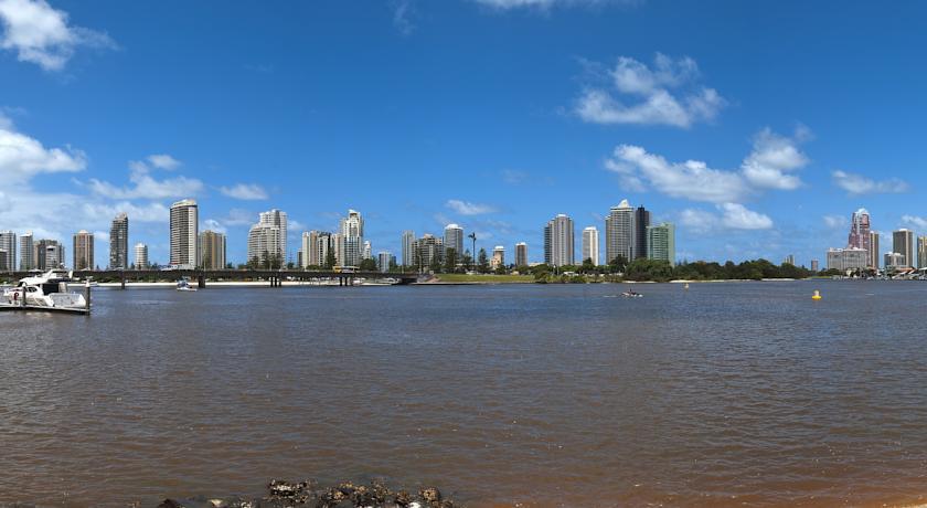 Meriton Serviced Aqua Street Gold Coast