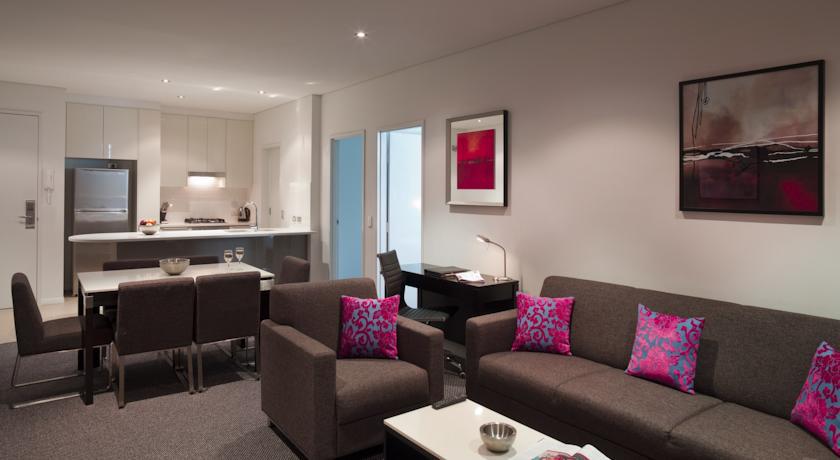 Aparthotel Meriton Serviced Aqua Street 4*